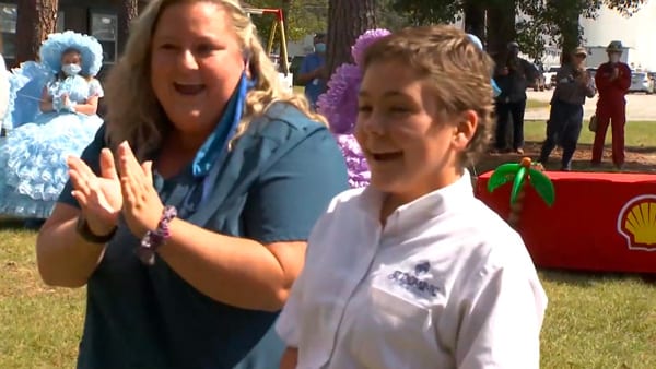 Shell Makes Big Donation to Make-A-Wish