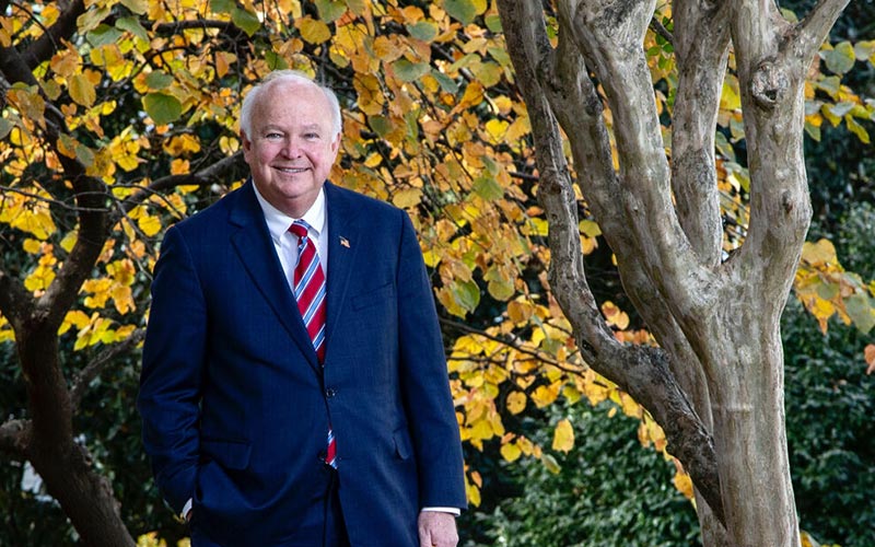 USA Chooses Bonner As President