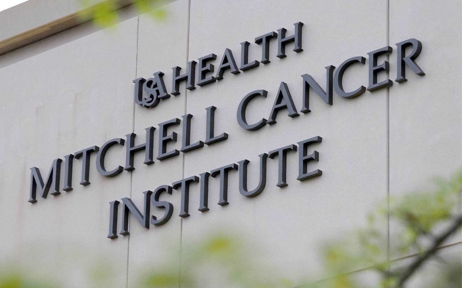 Mitchell Cancer Institute (MCI) Earns Accreditation