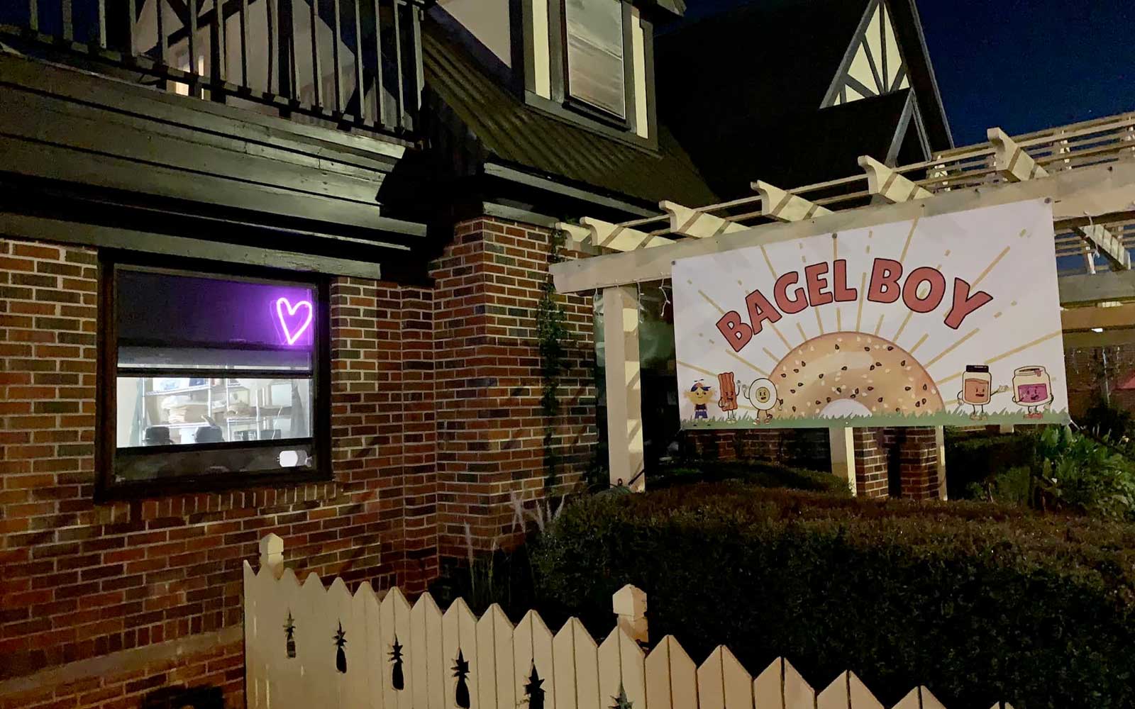 Bagel Boy Opens In Foley