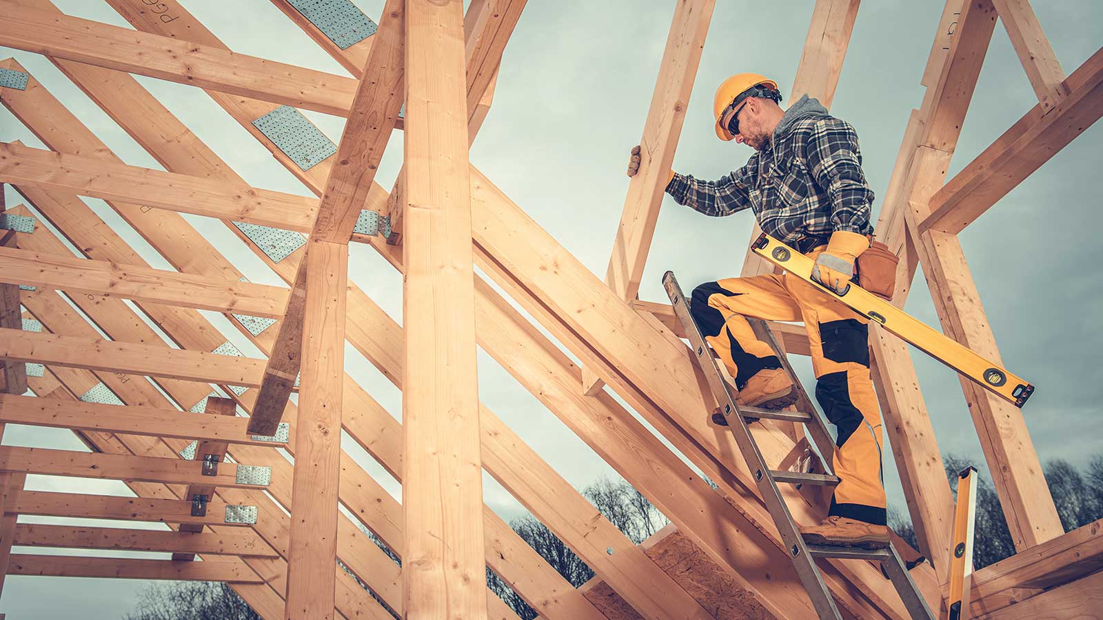 Second Contractor&rsquo;s College Graduation Held