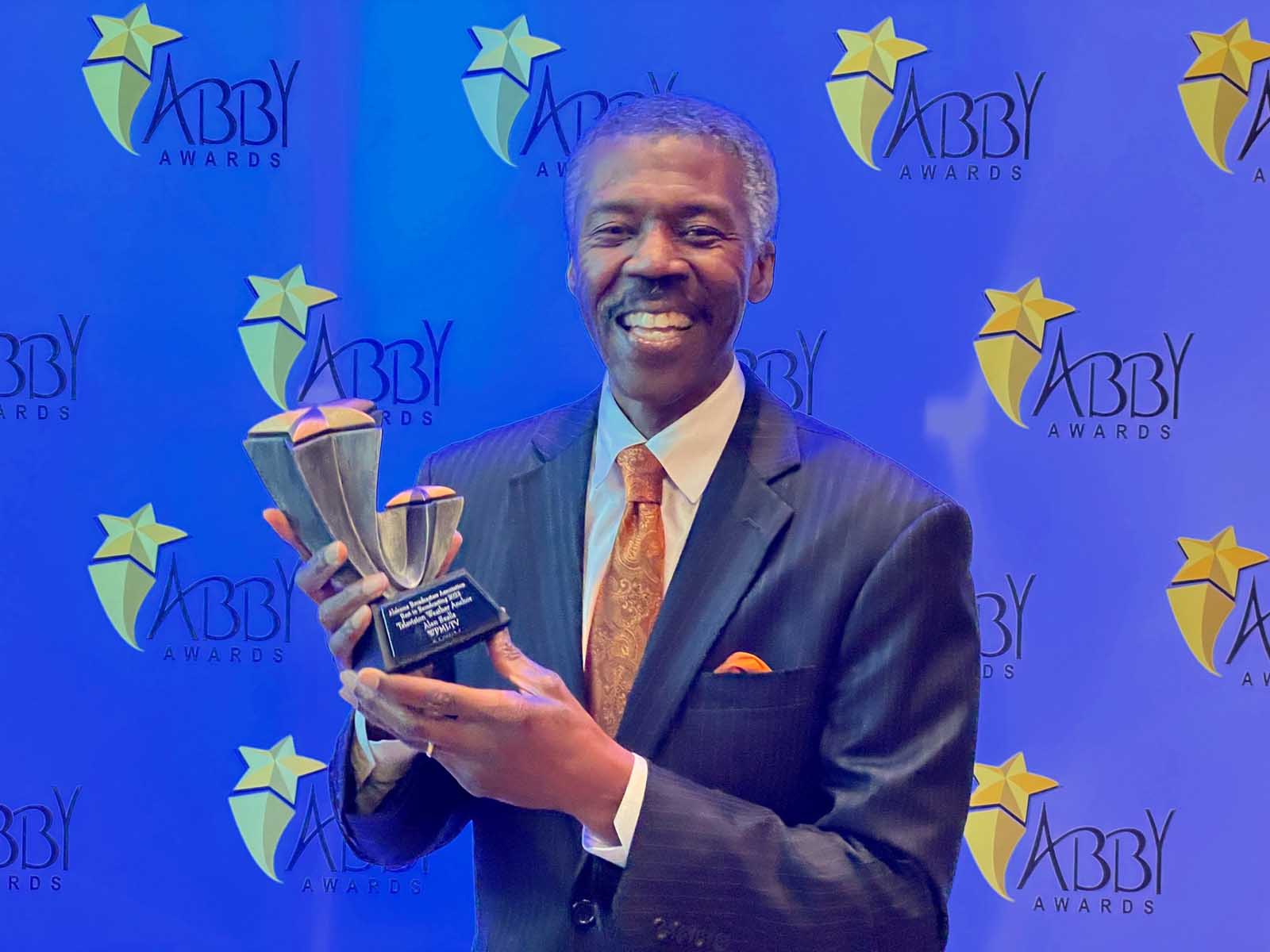 Alan Sealls Wins Abby Award For Best Weather Anchor In Alabama