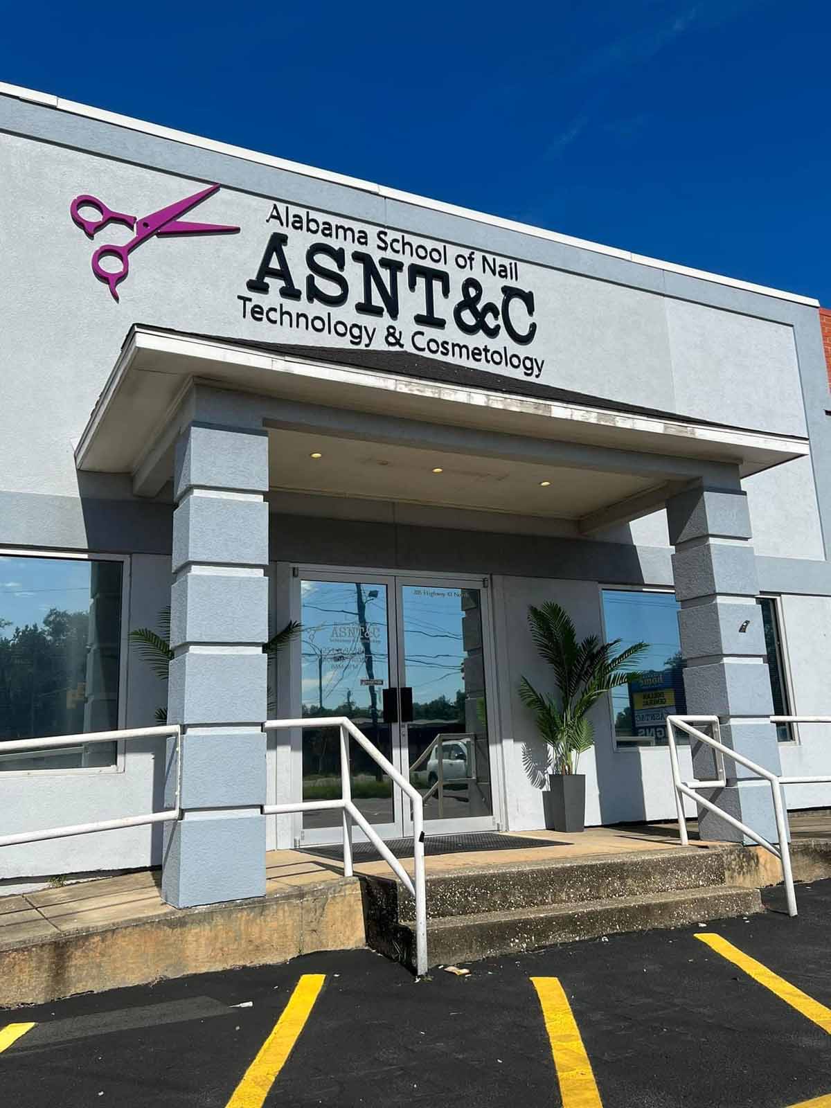Saraland Property Leased By Nail &amp; Cosmetology School