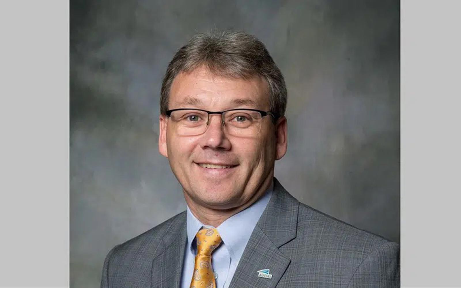 Murdaugh Resigns From Austal