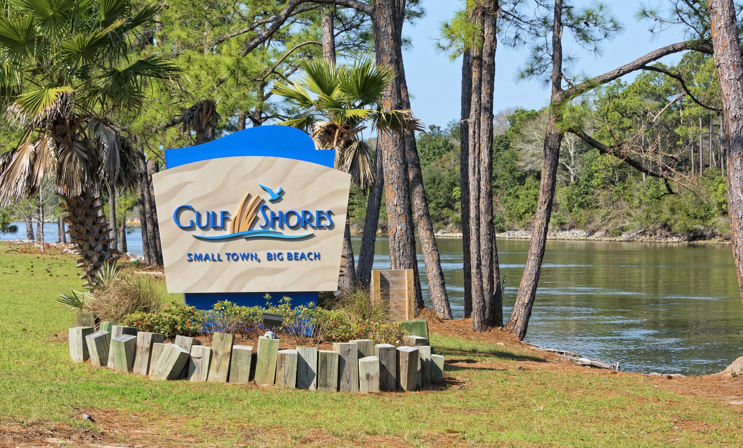 Welcome,Sign,For,Gulf,Shores,,Alabama
