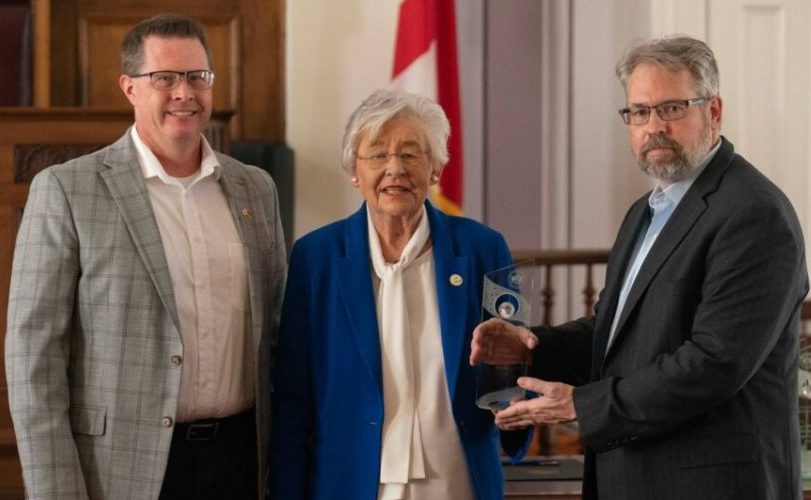 EVONIK AWARDED FOR TRADE EXCELLENCE