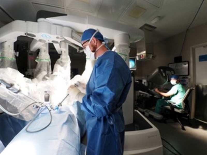 USA HEALTH LAUNCHES ROBOTIC THORACIC SURGERY PROGRAM