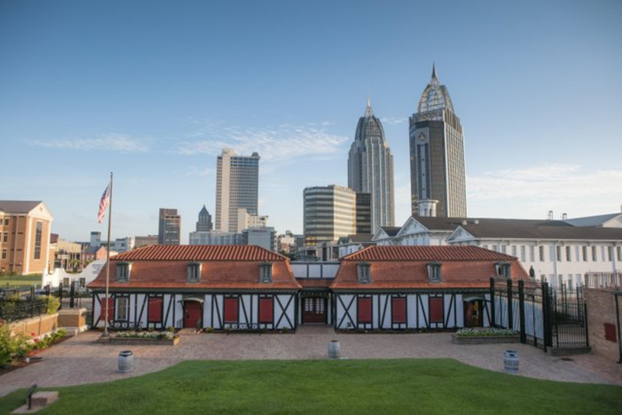 FREE WALKING TOURS IN APRIL RETURN TO DOWNTOWN MOBILE