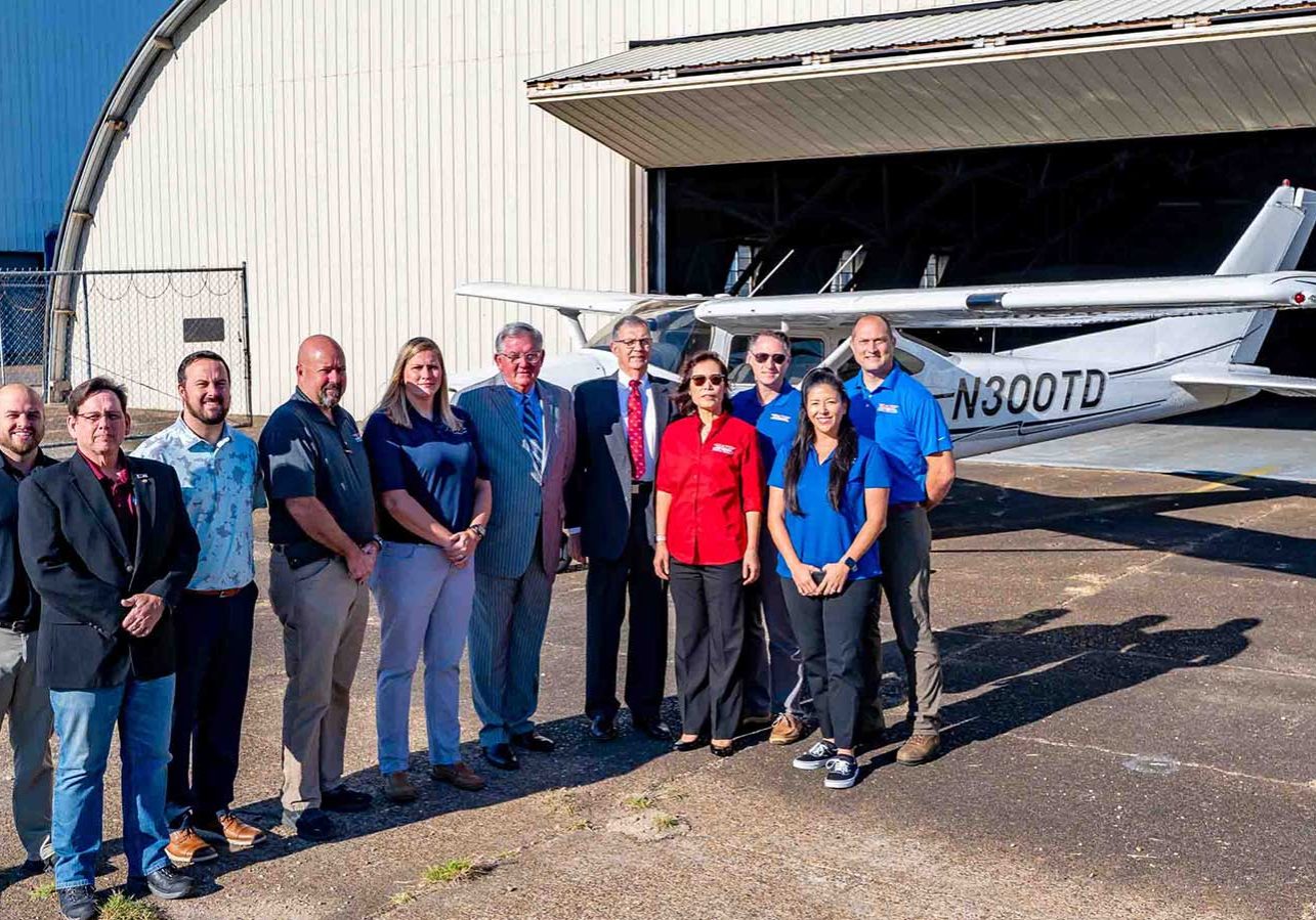 Continental Donates Aircraft To CACC