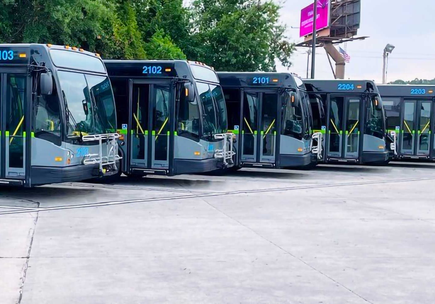 Mobile Transit System Schedules Job Fairs