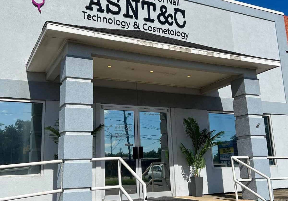 Saraland Property Leased By Nail &amp; Cosmetology School