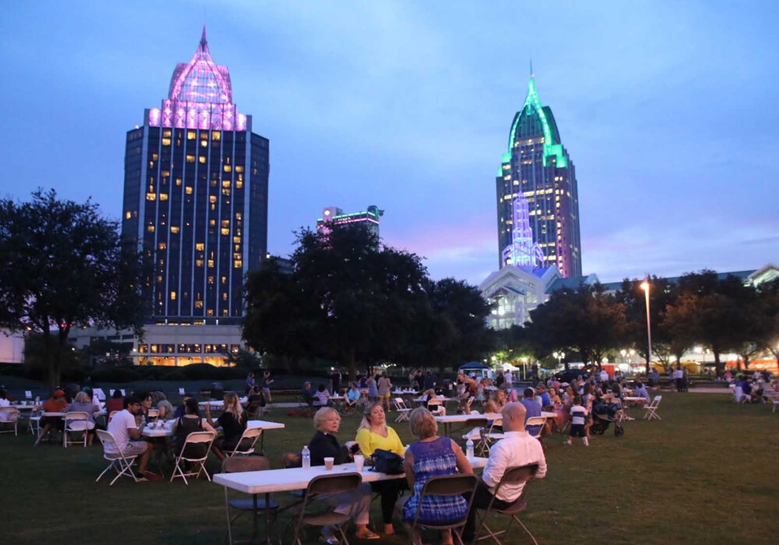 Vote For Bay Bites Food Truck Festival In Readers&rsquo; Choice Award